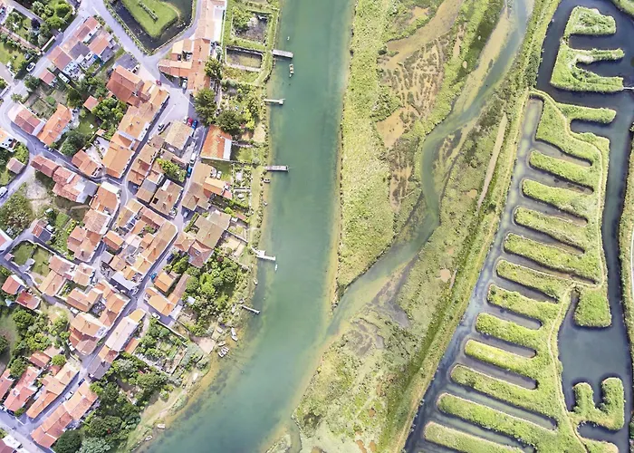 La Paranthese Marine * Brem-Sur-Mer