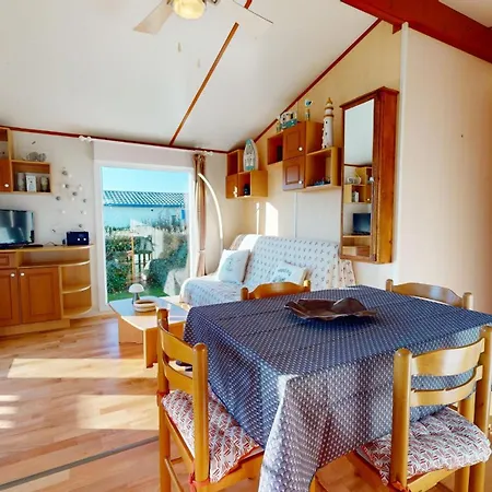 Semesterbostad La Paranthese Marine Brem-Sur-Mer